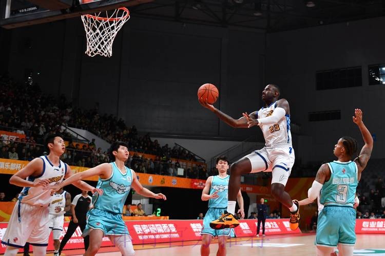 浙江方兴渡战胜青岛崂山啤酒 浙江方兴渡战胜青岛崂山啤酒